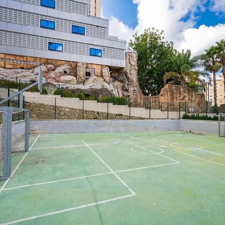 Beautiful 2 Bedroom In Parque Loix 3 Minutes Walk To The *