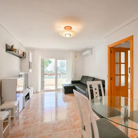 Beautiful 2 Bedroom In Parque Loix 3 Minutes Walk To The *